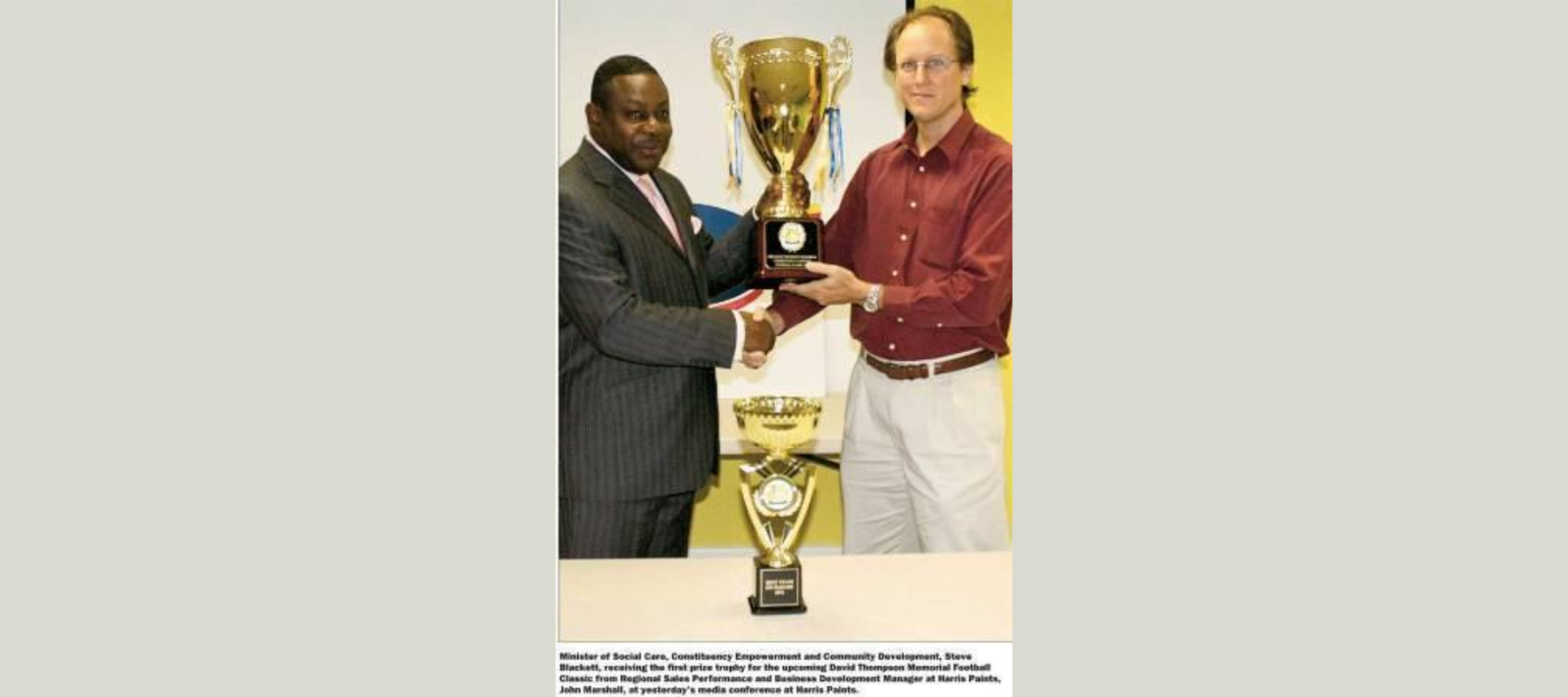 Harris Paints donates Prize Cup for David Thompson Memorial